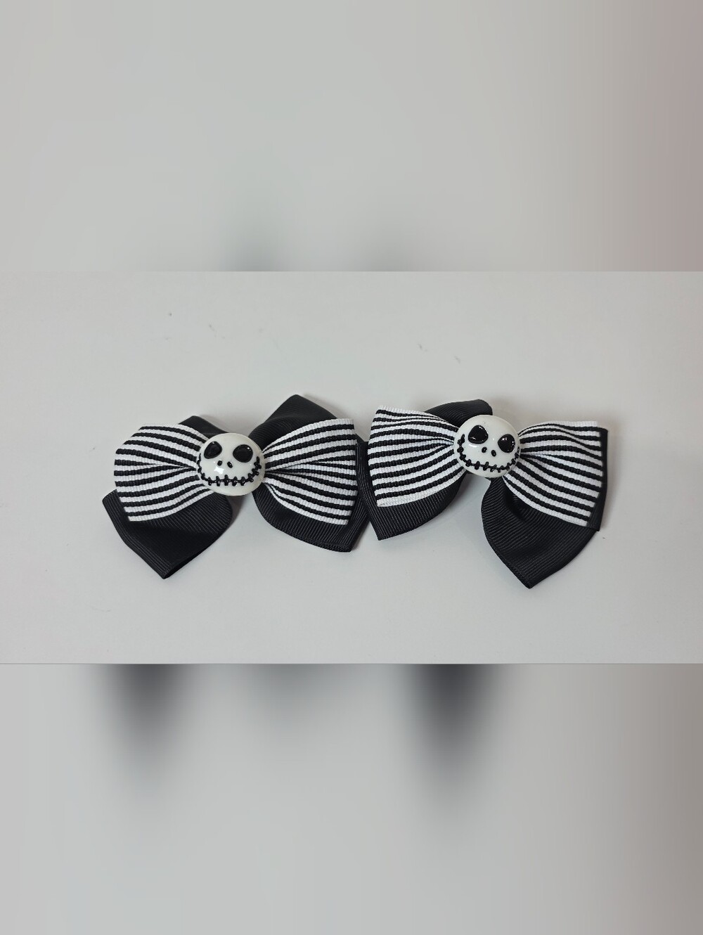 🎄🎃 Nightmare Before Christmas Alligator Clip Bows New